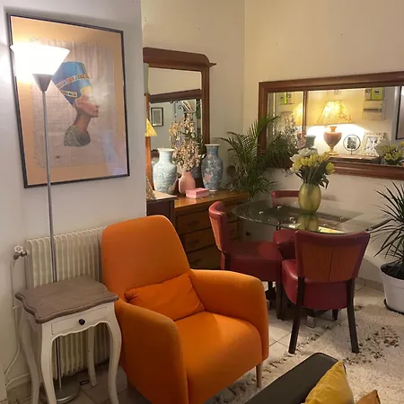 10e Arrondissement Apartman